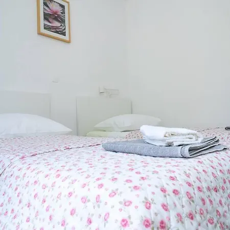 Appartement A1 With Private Pool Trogir